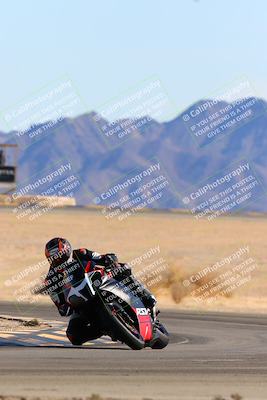 media/Jan-08-2022-SoCal Trackdays (Sat) [[1ec2777125]]/Turn 4 (1145am)/